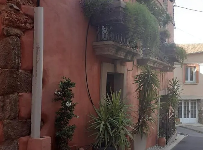 Joli Loft Dans Village Pittoresque Appartement Péret
